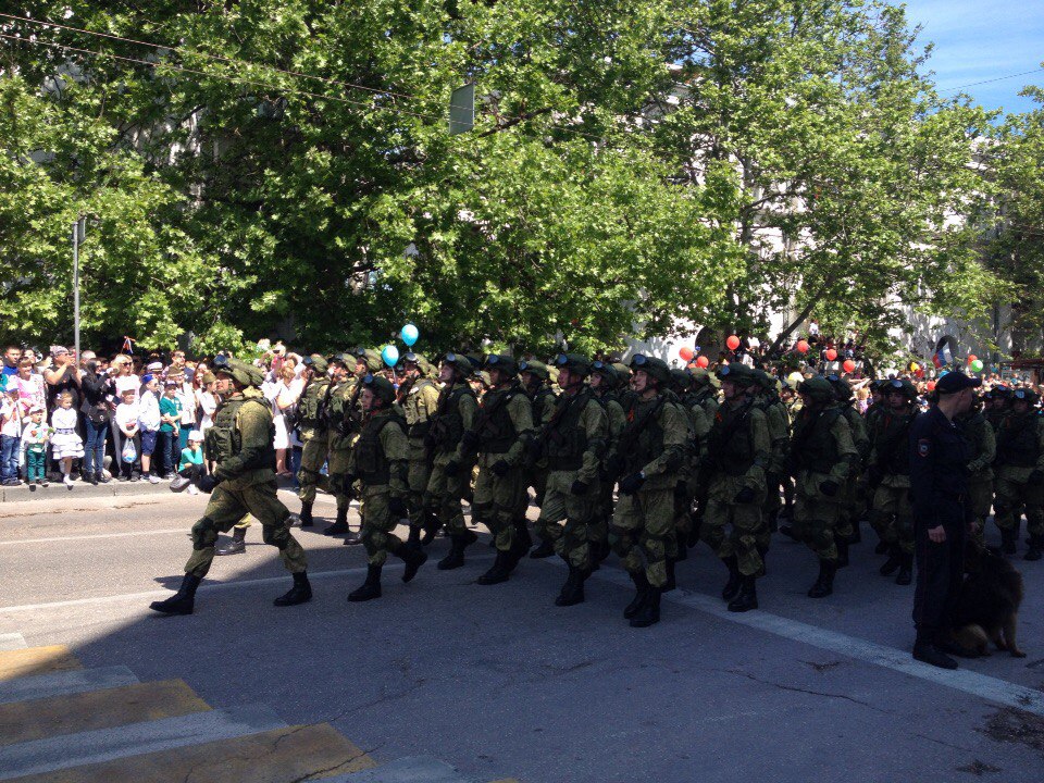 Парад ко Дню Победы и реабилитация в Крыму